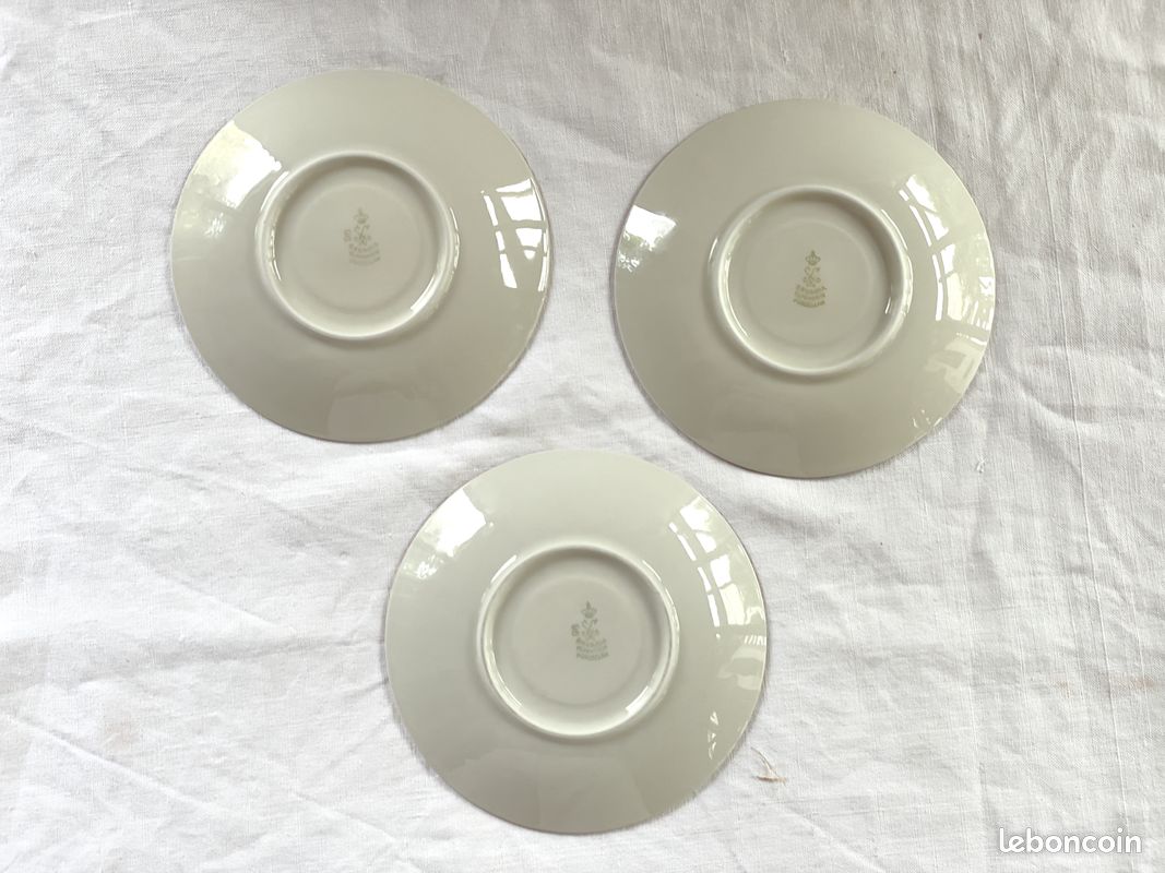 Trio de tasses et soucoupes sur piédouche 1950 porcelaine - Bavaria Elfenbein- (image 14)