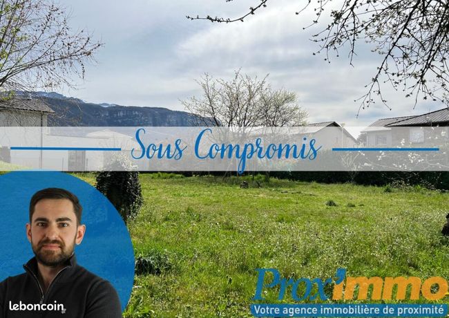 Terrain 700 m² Coublevie