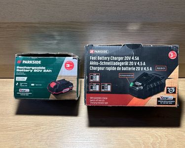 Chargeur rapide PARKSIDE 20V Batterie 20V 2Ah – Neufs