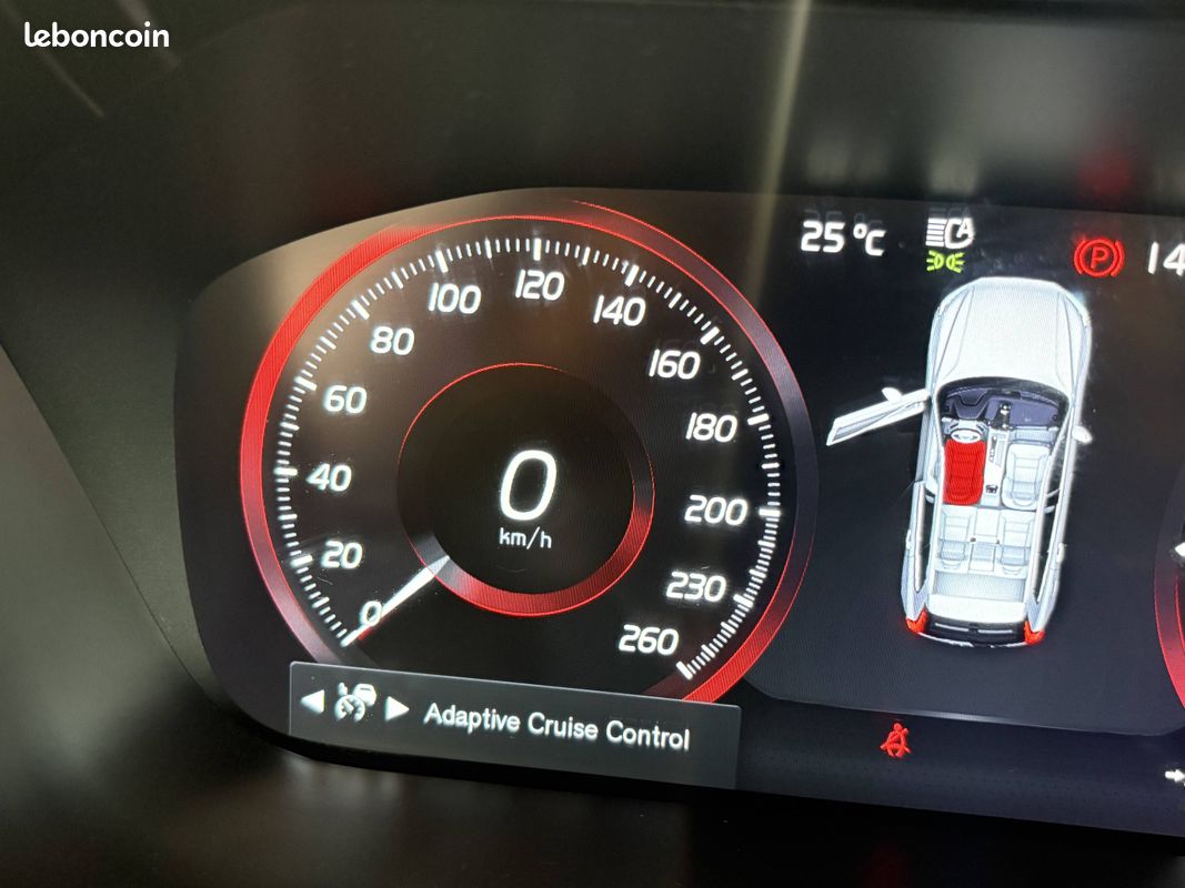 VOLVO XC60 T8 AWD 318 ch + 87 ch Geartronic 8 Polestar Engineered (image 32)