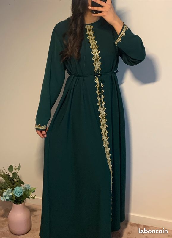 Abaya verte (image 1)