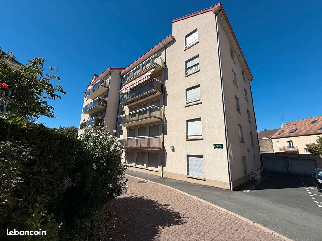 Appartement 3 pièces 76 m² · à Montluçon · 76 m² · 114 000 €