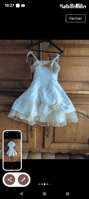 Robe de cérémonie (image 1)
