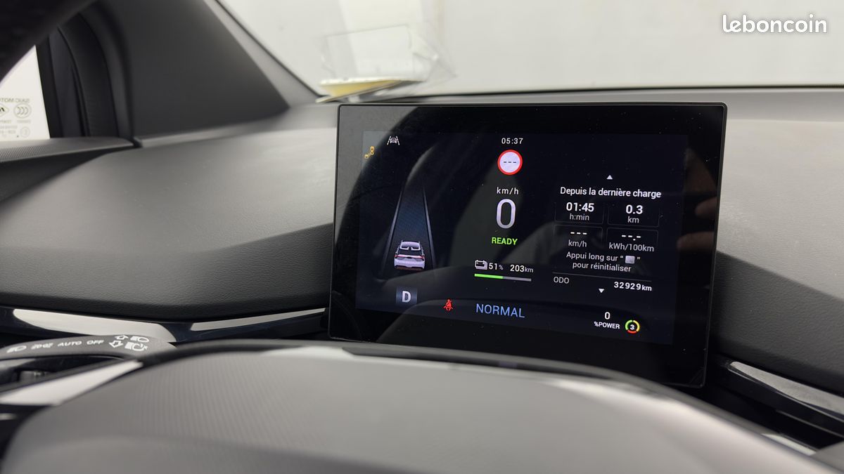 MG MG4 Electric 51kWh - 150 kW 2WD LUXURY (image 20)