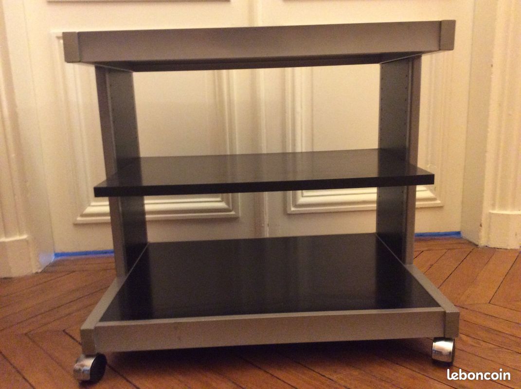 Meuble TV métal gris clair (image 1)