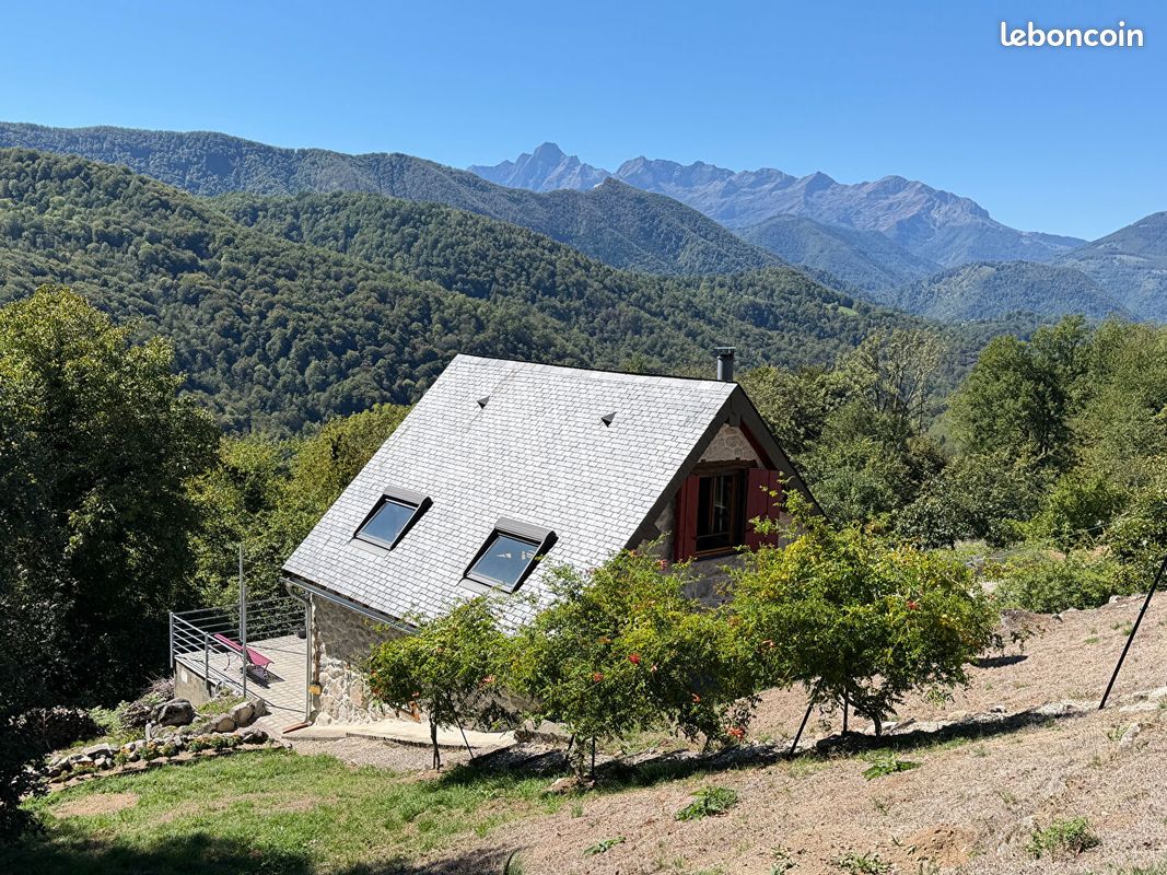 Maison 2 pièces 70 m² · à Ercé · 70 m² · 245 000 €