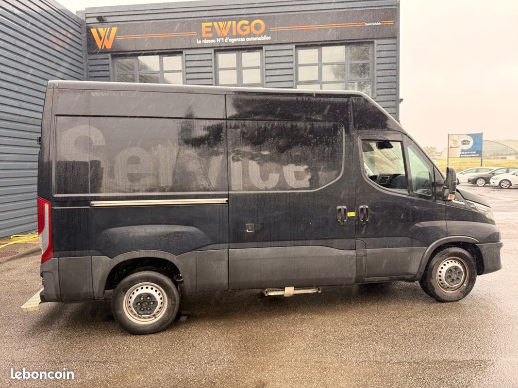 Iveco daily vu 35s16 2.3 156ch h2 hi-matic tva recuperable (image 6)