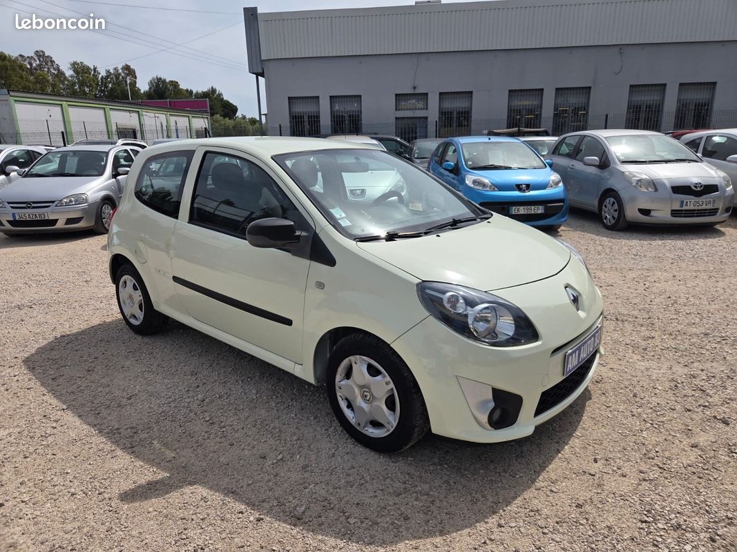 RENAULT TWINGO II 1.2 LEV 16v 75 115g eco2 Dynamique (image 2)