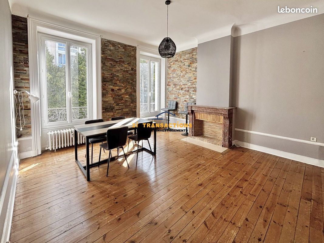 Appartement 3 pièces 92 m² · à Saint-Étienne · 92 m² · 126 000 €