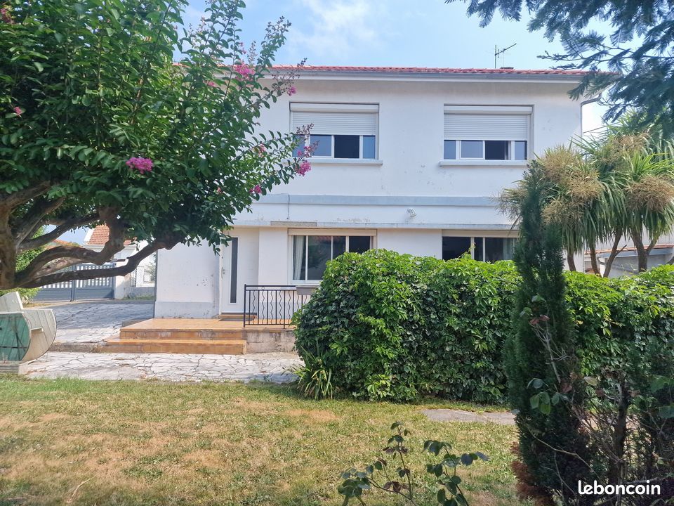 Maison 5 pièces 129 m² · à Aureilhan · 129 m² · 199 000 €