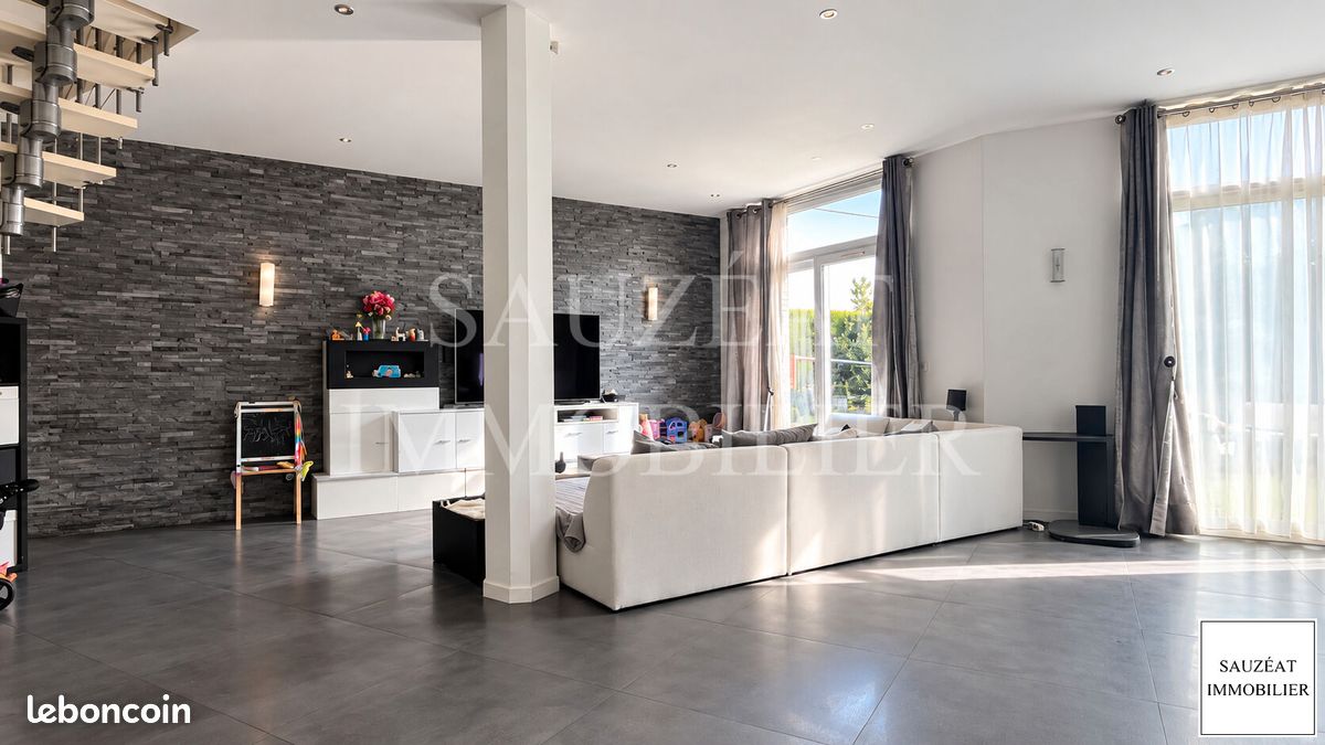 Maison 5 pièces 155 m² · au Plessis-Robinson · 155 m² · 769 000 €