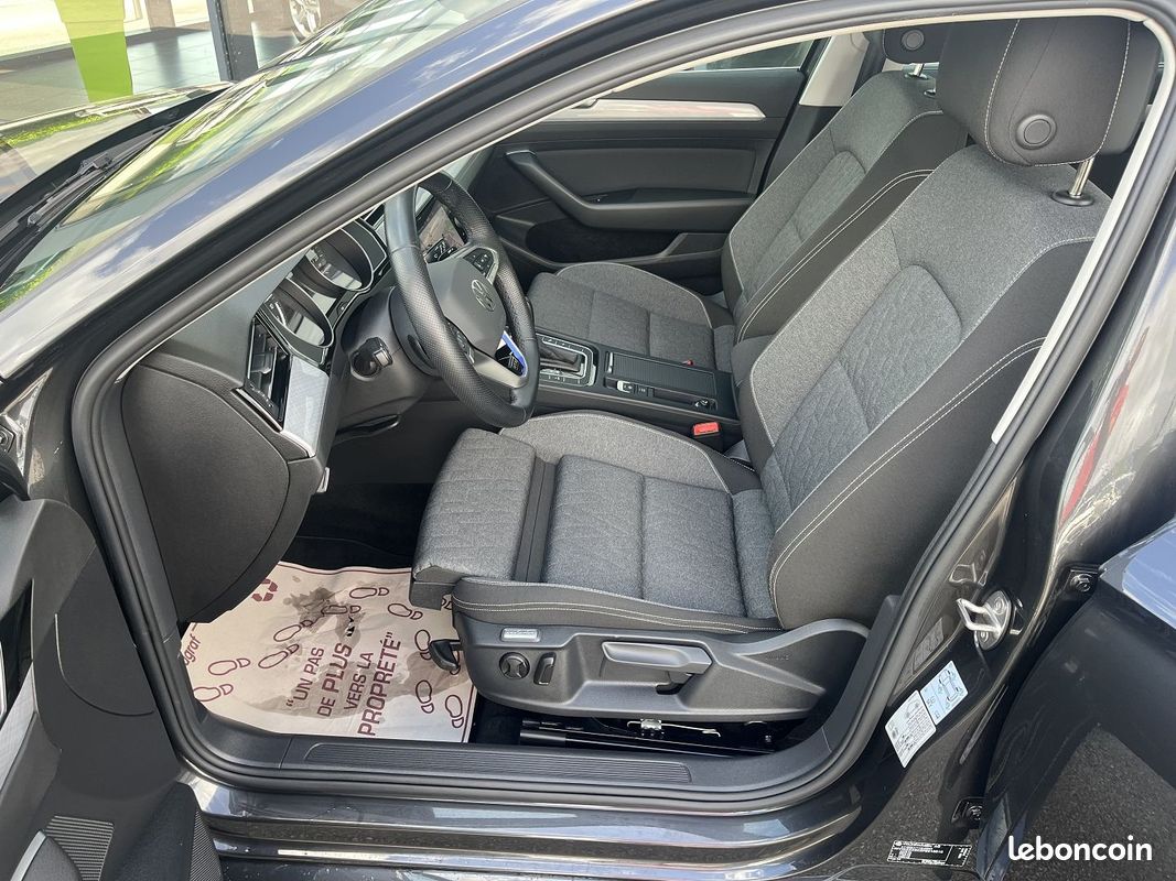 Volkswagen PASSAT SW TSI 218 CH HYBRIDE RECHARGEABLE GTE BUSINESS (image 6)
