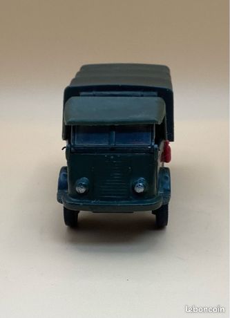 Lot De Jouets Militaires Solido – Miniatures Collection