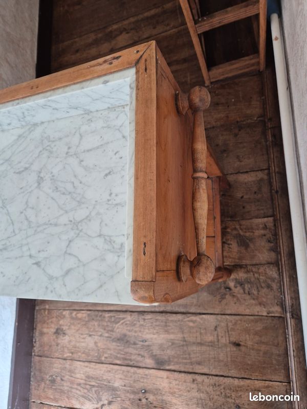 Commode (image 3)