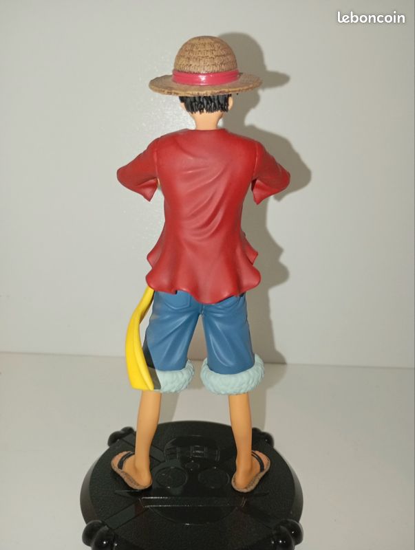Figurine one pièce (image 3)