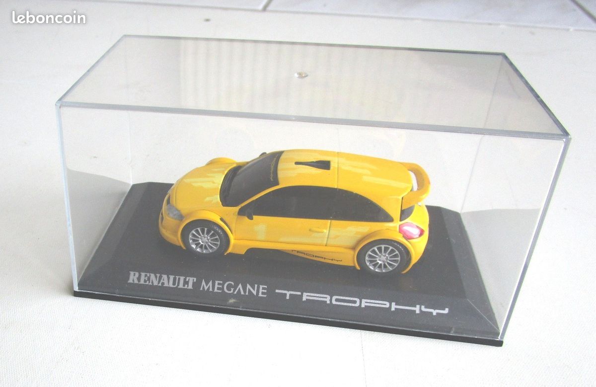 Renault Fluence - Salon de Paris 2004 1/43