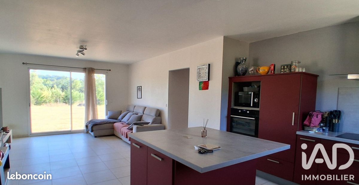 Maison 5 pièces 100 m² · à Montazeau · 100 m² · 185 000 €