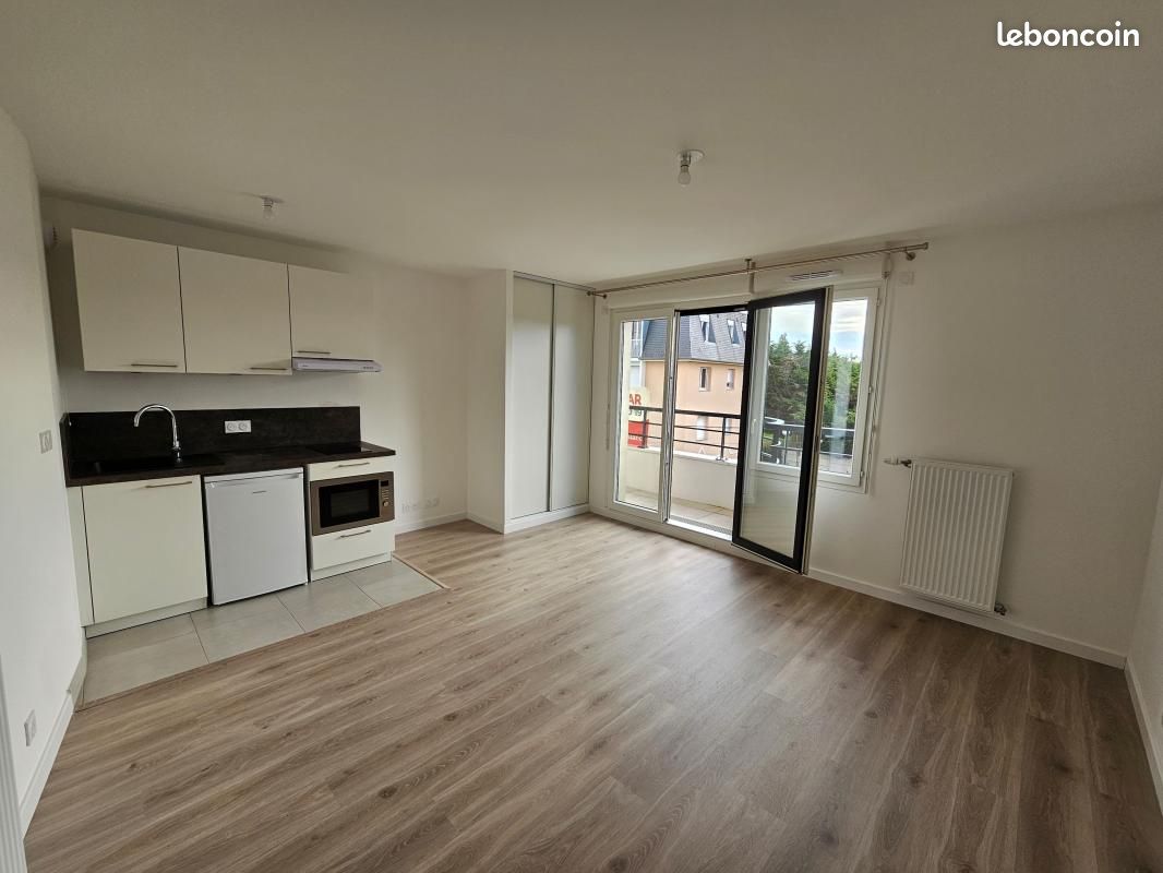 Appartement 1 pièce 29 m² · à Poissy · 29 m² · 760 €