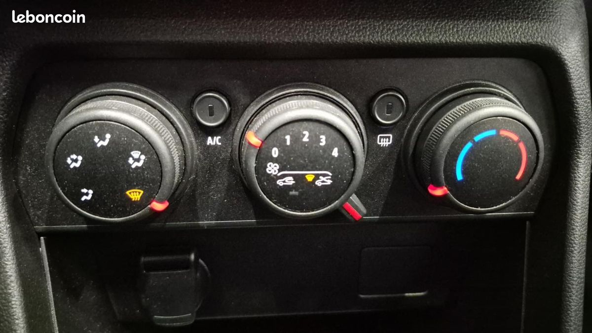 Dacia Sandero Stepway Expression TCe 90 (image 20)