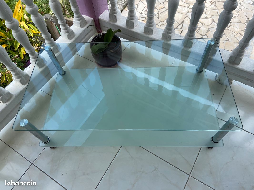 Table en verre (image 2)