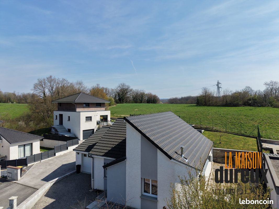 Maison 4 pièces 80 m² · à Serre-les-Sapins · 80 m² · 275 000 €
