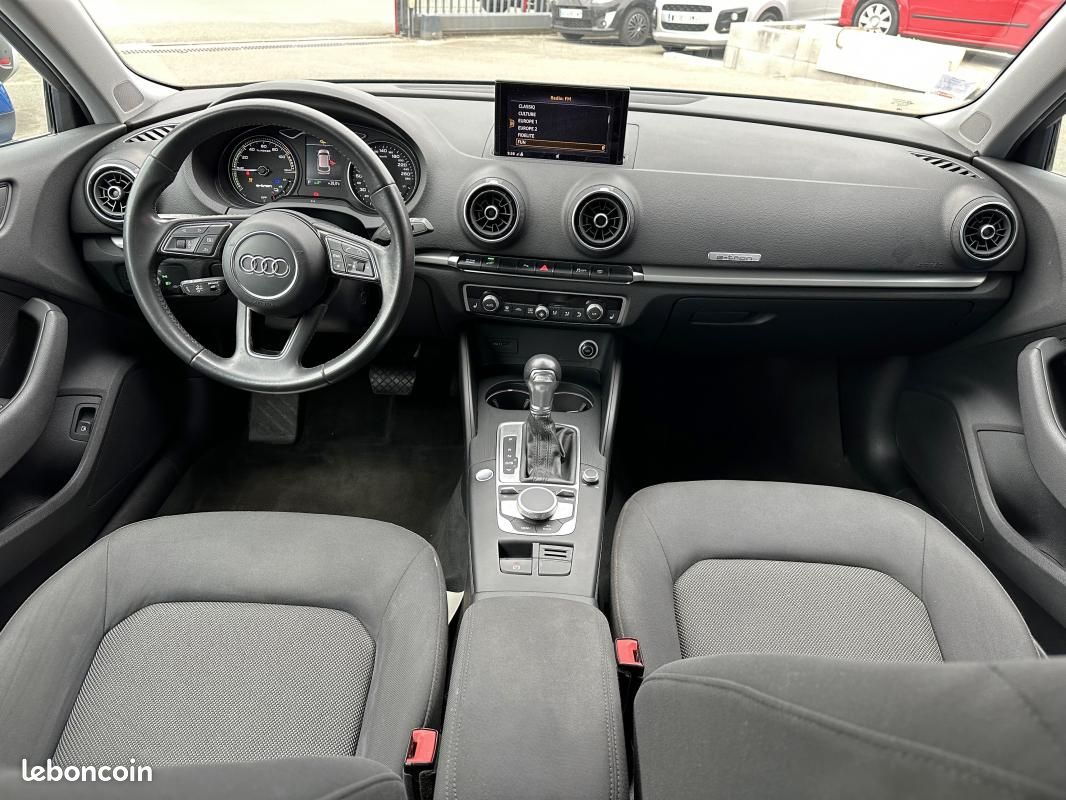 Audi A3 SportBack 1.4 TFSI 204 E-Tronic Design (image 11)