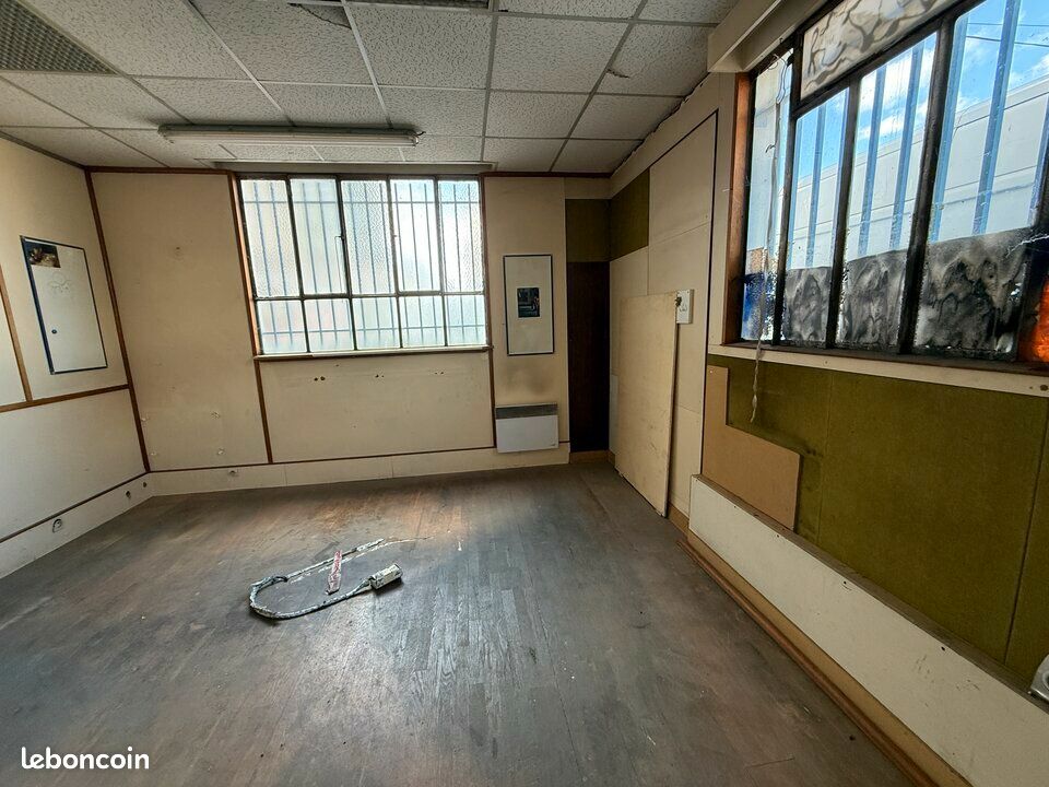 LOCAL D'ACTIVITE 217 m² LA COURNEUVE (image 6)