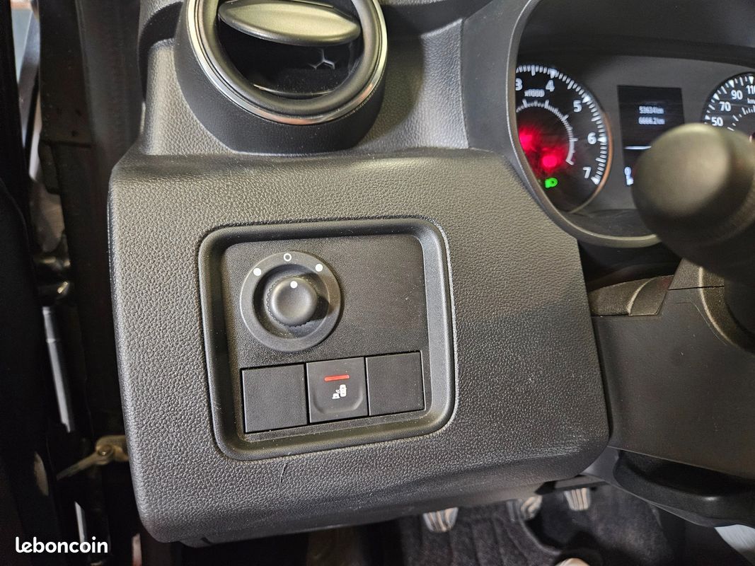 Dacia duster 1.5 bluedci 115 prestige plus 4x2 (image 17)