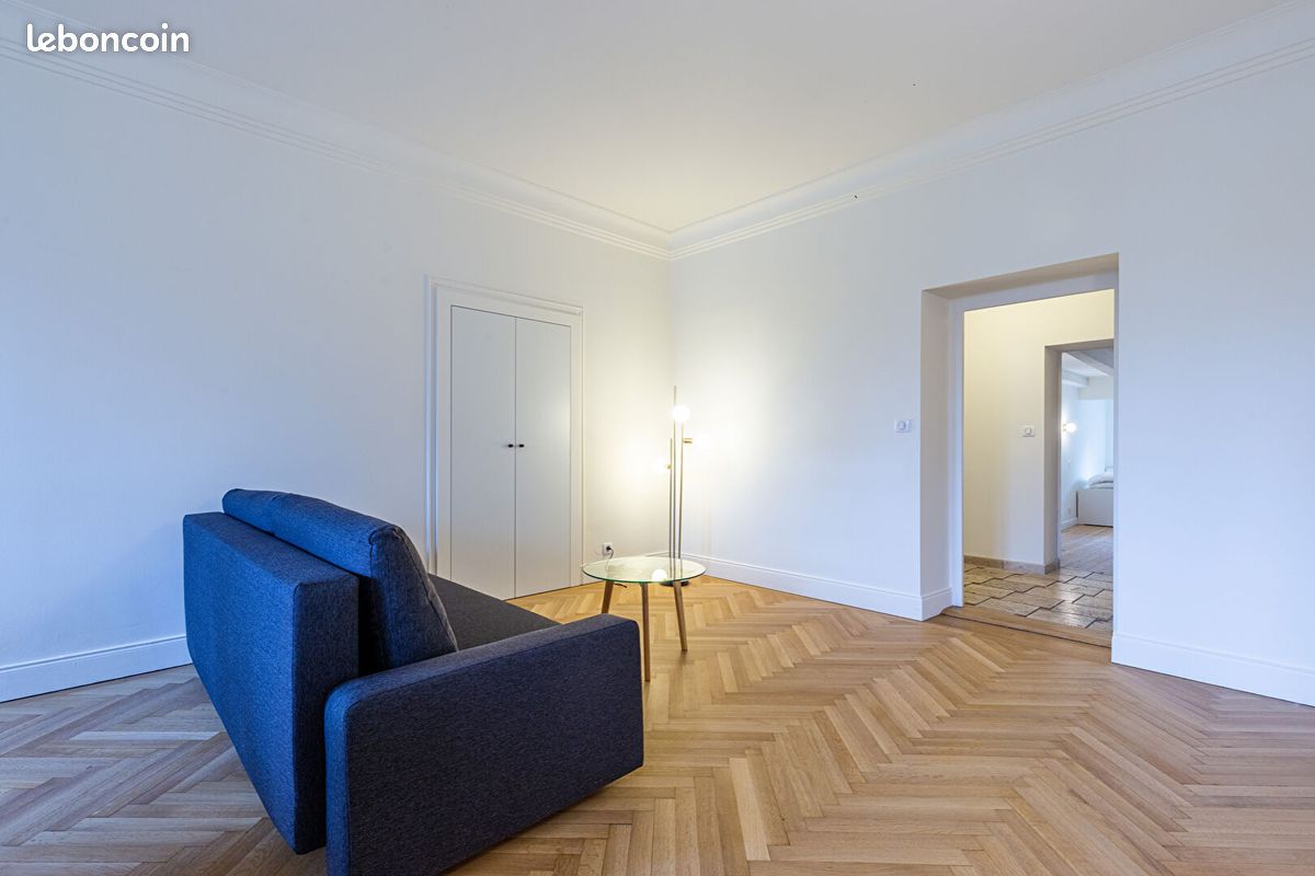 Appartement 5 pièces 156 m² · à Annecy · 156 m² · 2 094 €/mois