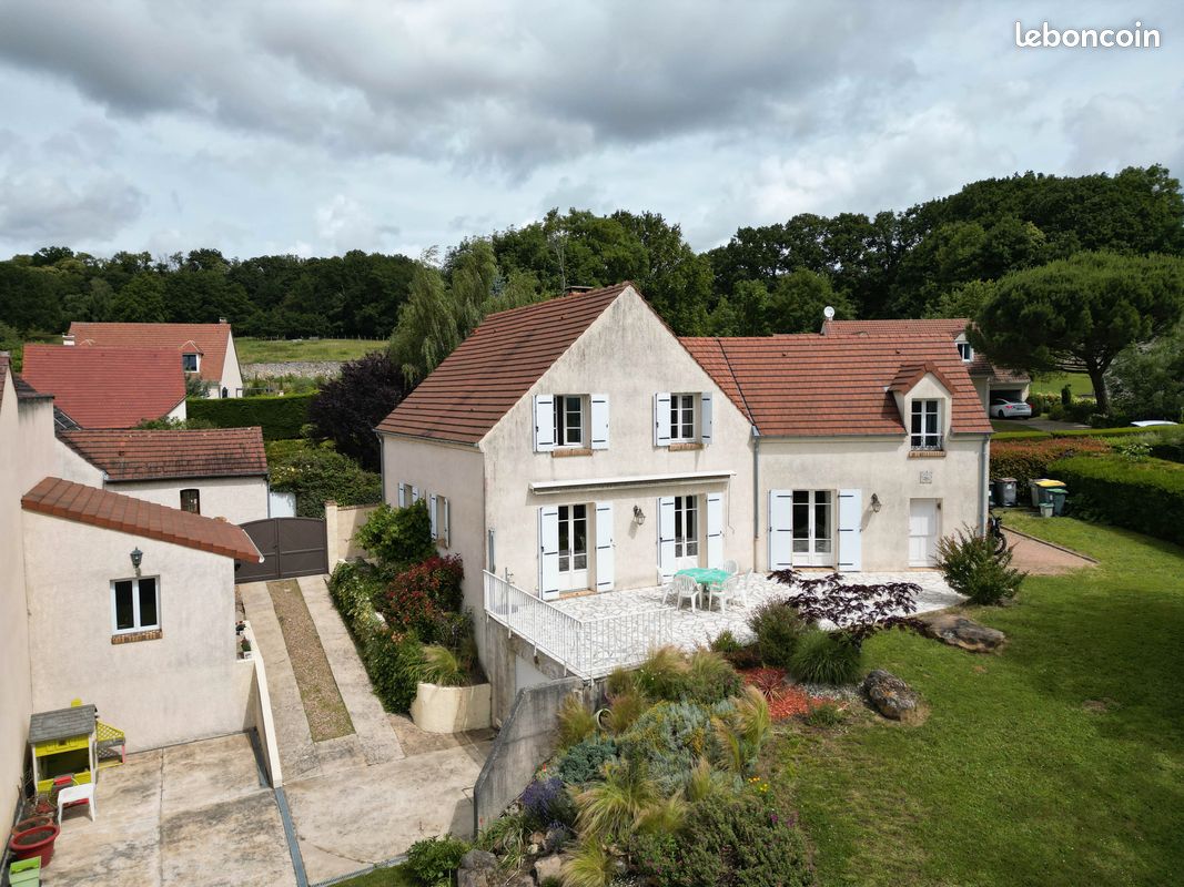 Maison 5 pièces 190 m² · à Évecquemont · 190 m² · 525 000 €