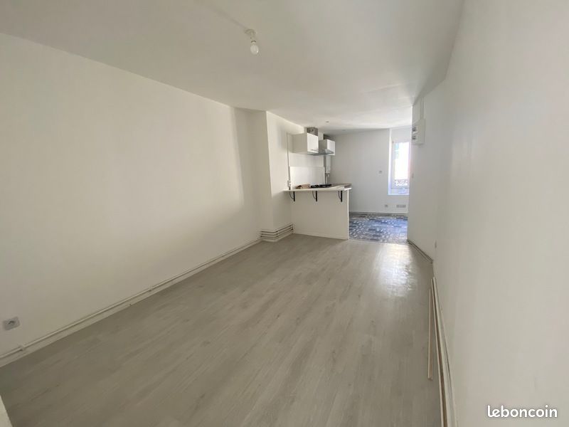 Appartement a louer charleville-mezieres - 2 pièce(s) - 53 m2 - Surfyn