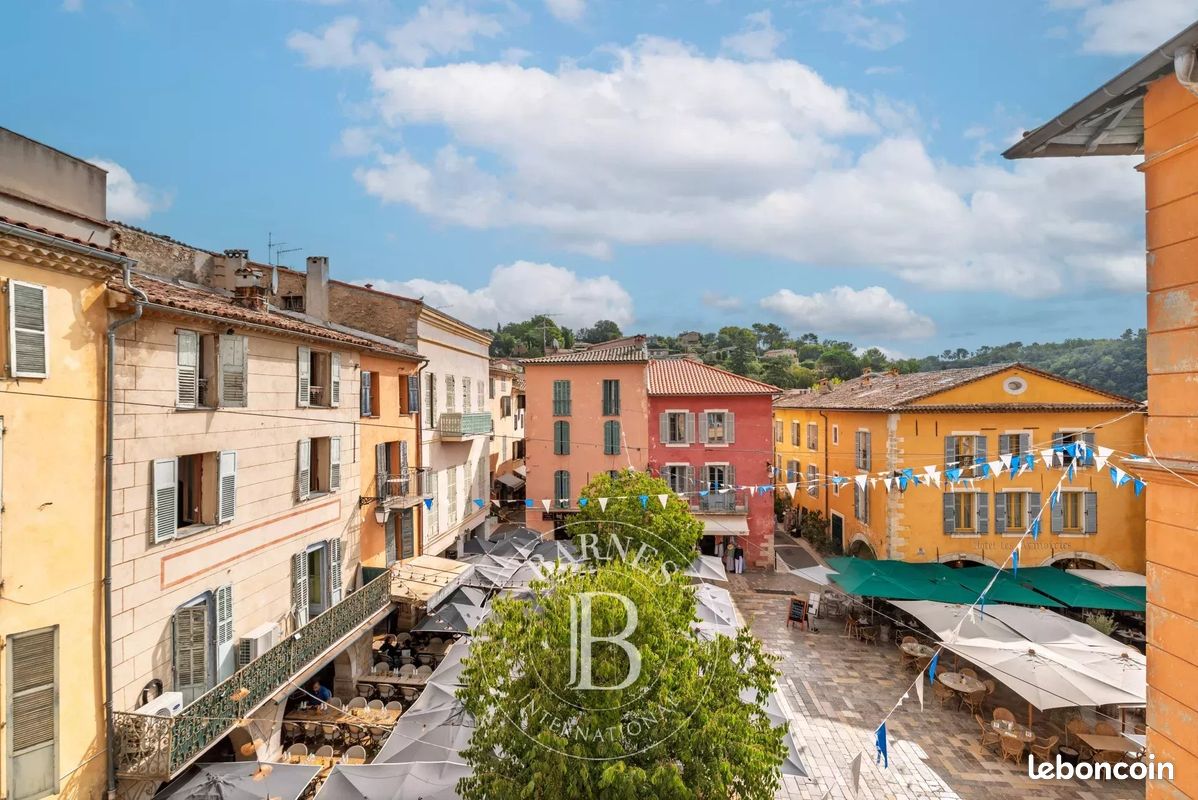 Immeuble 9 pièces 132 m² · à Valbonne · 132 m² · 1 250 000 €