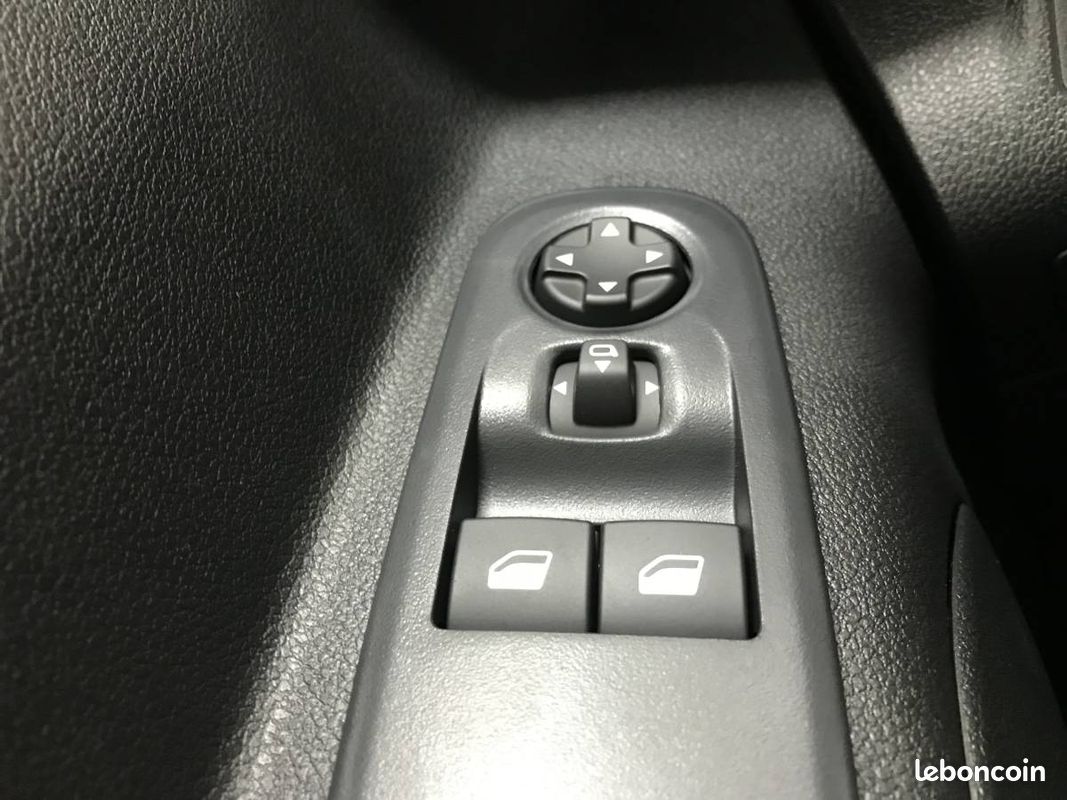 Peugeot Partner (3) XL CU maj Diesel 100ch Manue Cab App rep (image 20)