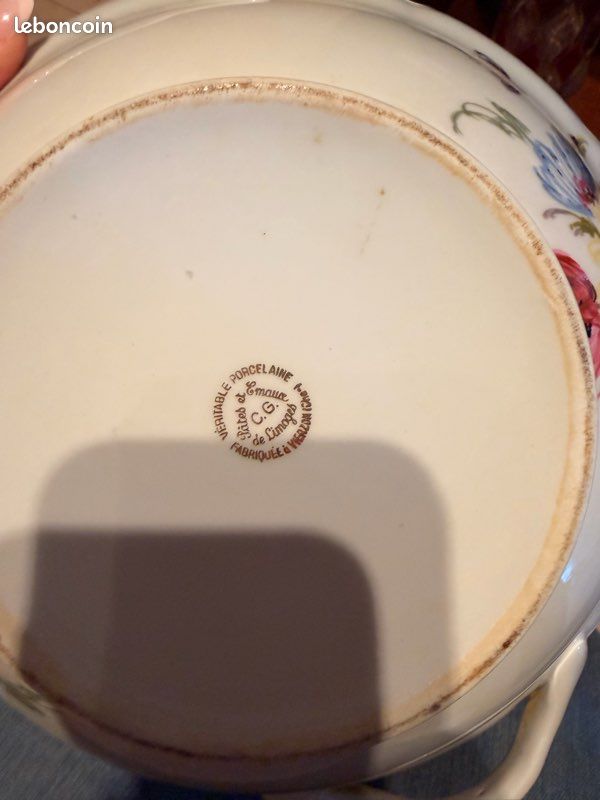 Service ancien porcelaine C.G. Limoges – 4 assiettes + soupière + plat (image 3)