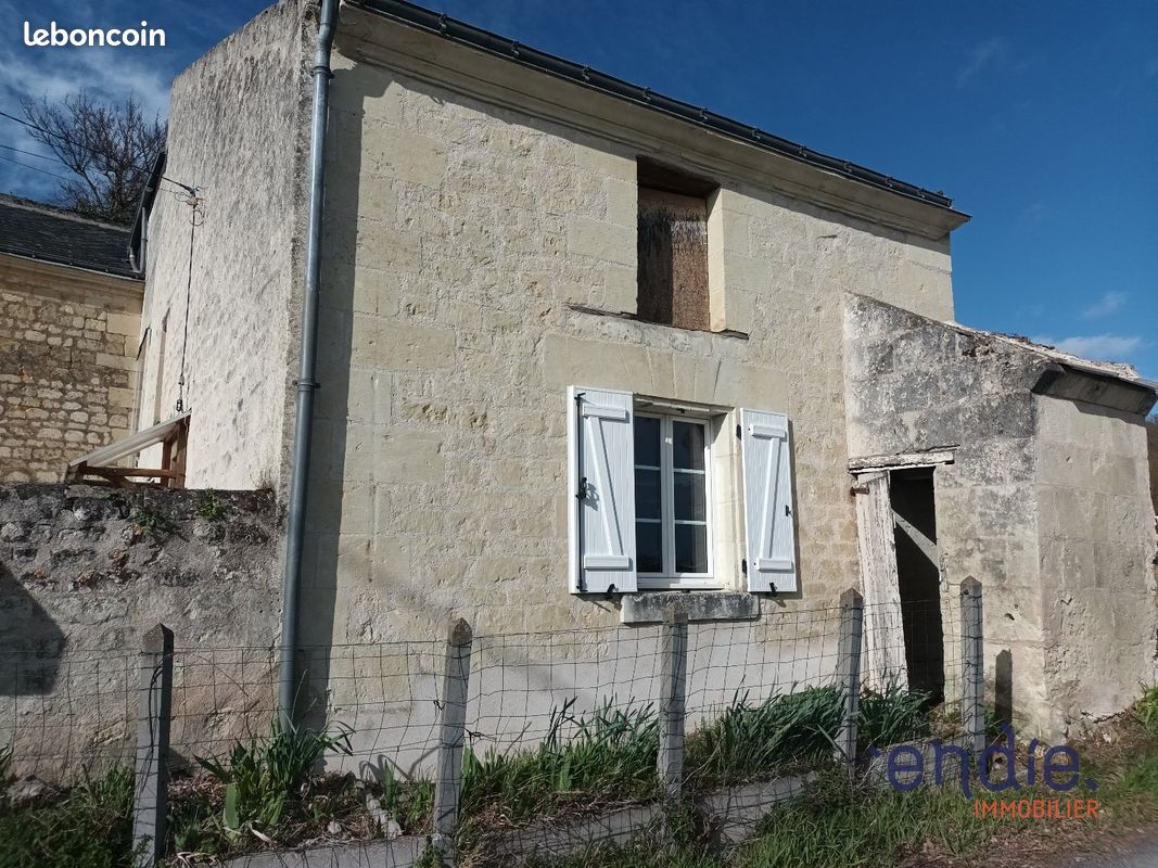 Maison 5 pièces 110 m² · à Chinon · 110 m² · 50 000 €