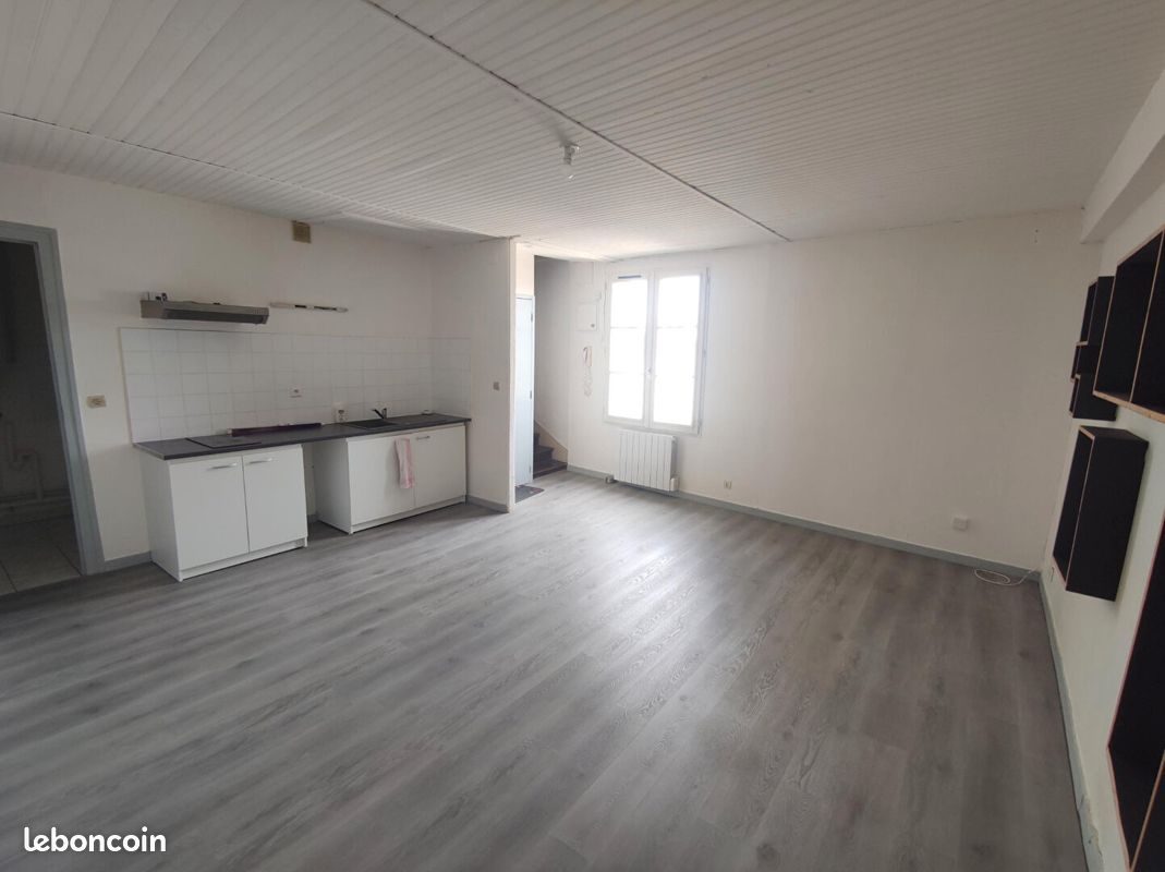 Appartement 3 pièces 50 m² · à Châtellerault · 50 m² · 450 €