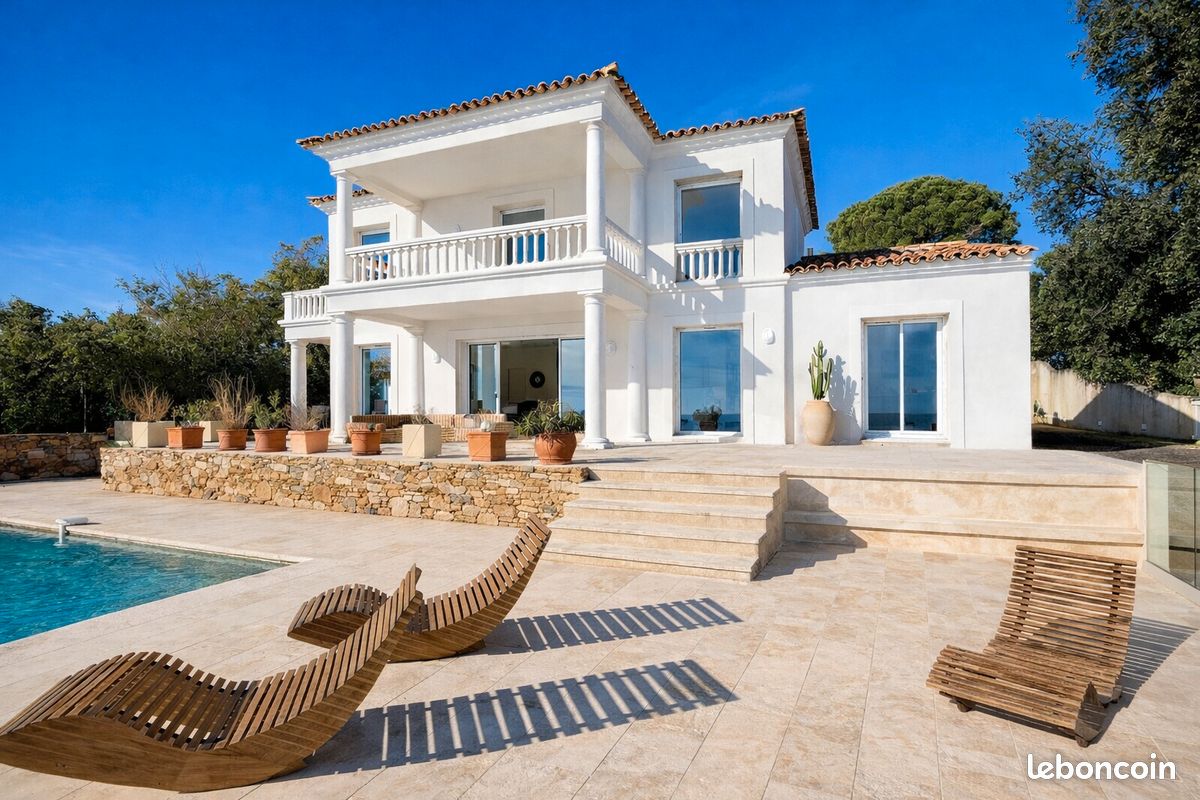 Maison 6 pièces 200 m² · à Roquebrune-sur-Argens · 200 m² · 1 990 000 €