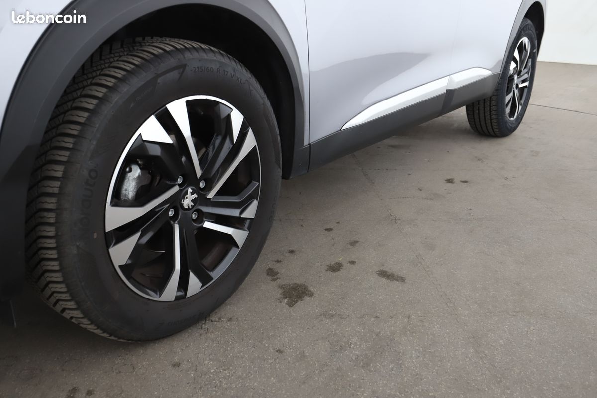 Peugeot 2008 1.2 PureTech GT Line 130 ch (image 28)