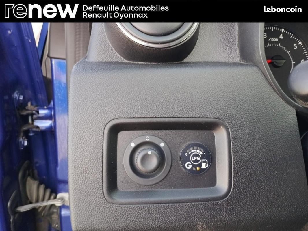 Dacia Duster ECO-G 100 4x2 Prestige (image 14)
