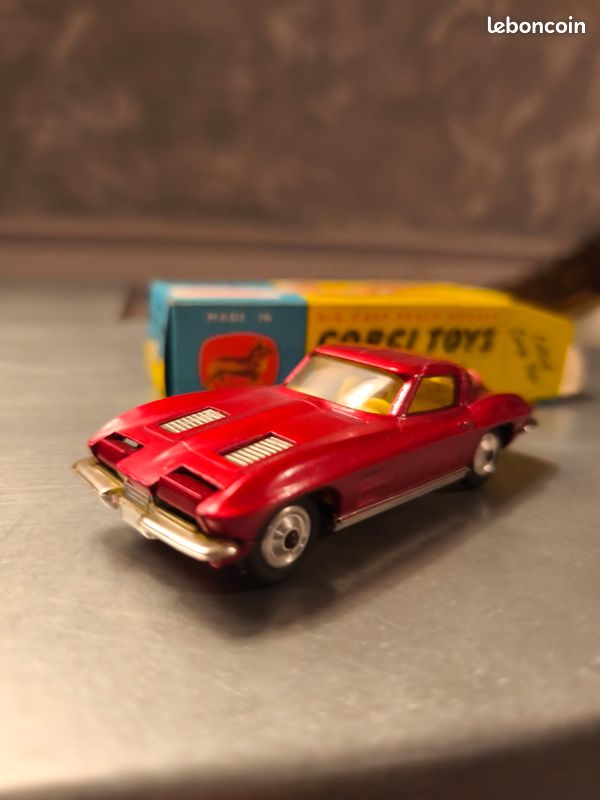 Voiture Miniature Corgi Toys Chevrolet Corvette Sting Ray Réf 310 - Avec Boîte D'origine - Occasion