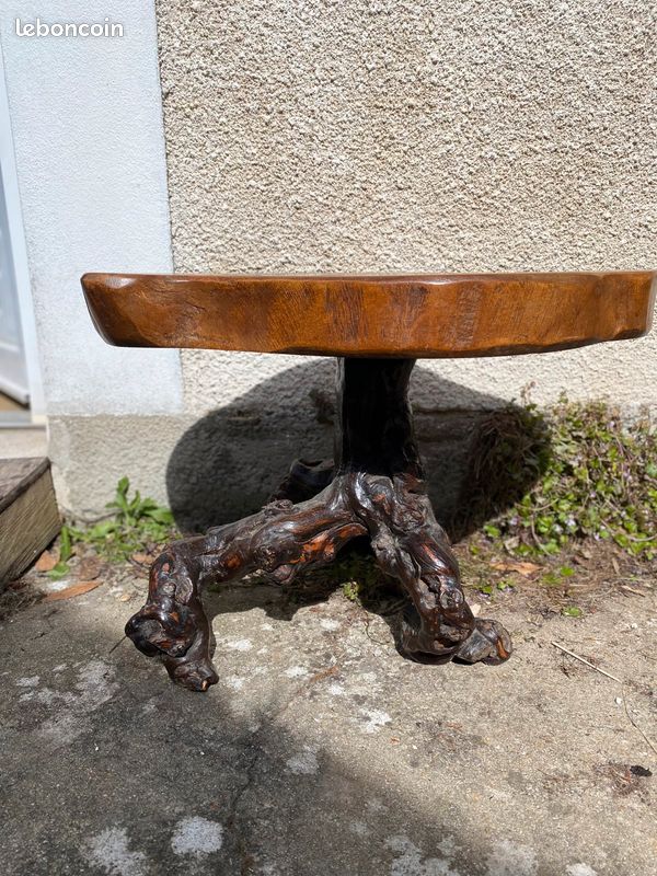 Table pied de vigne (image 1)