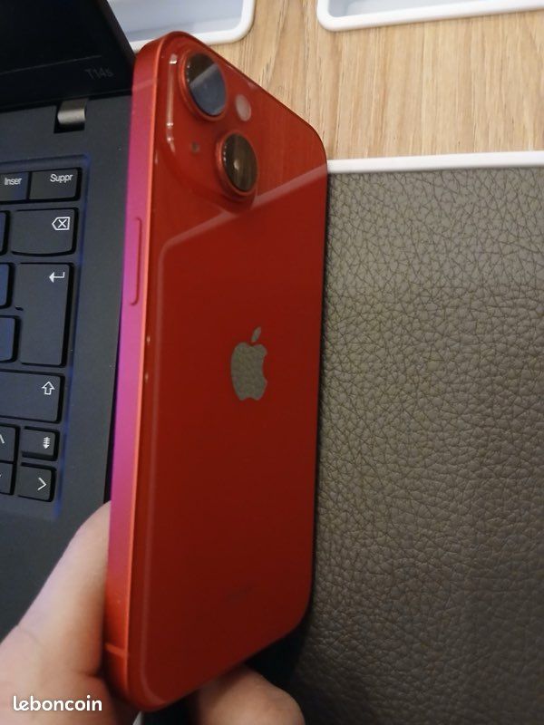 Apple iPhone 14 Plus 128 Go eSIM A2632 rouge reconditionné