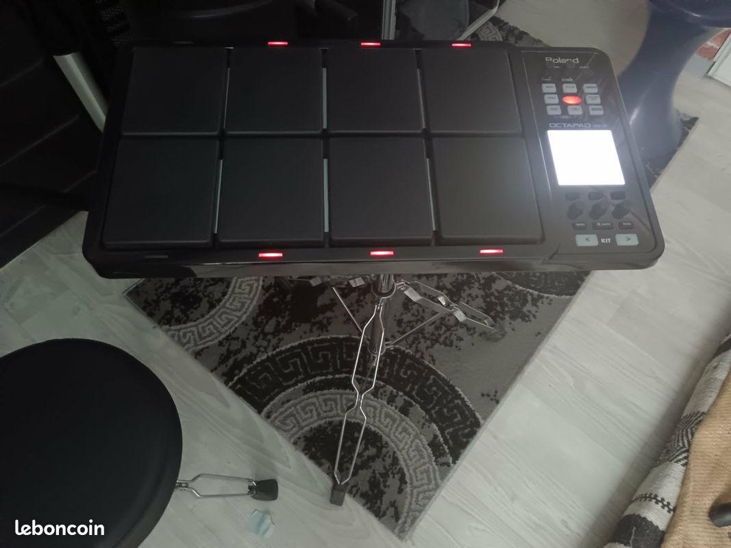 Vends OCTAPAD SPD-30 V2 BK Roland + Trépied + Mode d'emploi en français (image 7)