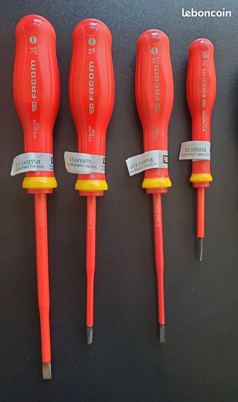 LOT DE 2 Tournevis Facom Torx 30 Et 40 EUR 22,00 - FR LOT DE 2 Tournevis Facom Torx 30 Et 40 EUR 22,00 - FR