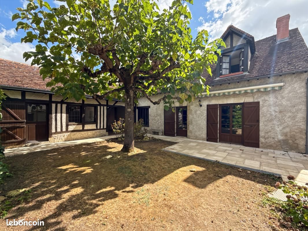 Maison 5 pièces 190 m² · à Orléans · 190 m² · 485 000 €