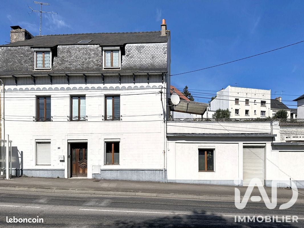 Maison 9 pièces 196 m² · à Hennebont · 196 m² · 329 900 €