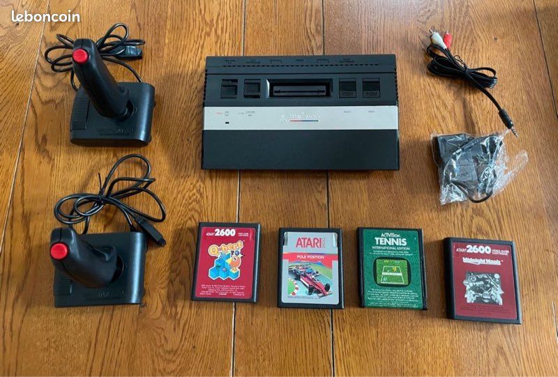 Console Atari 2600 junior avec sortie composite (image 1)