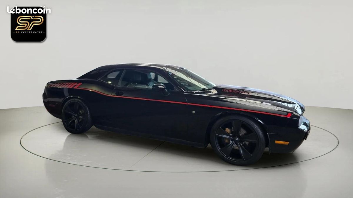 Dodge CHALLENGER 3.6 V6 * Cervini * Boîte Automatique * Cuir * CarPlay * Android Auto * Jantes 20" (image 8)