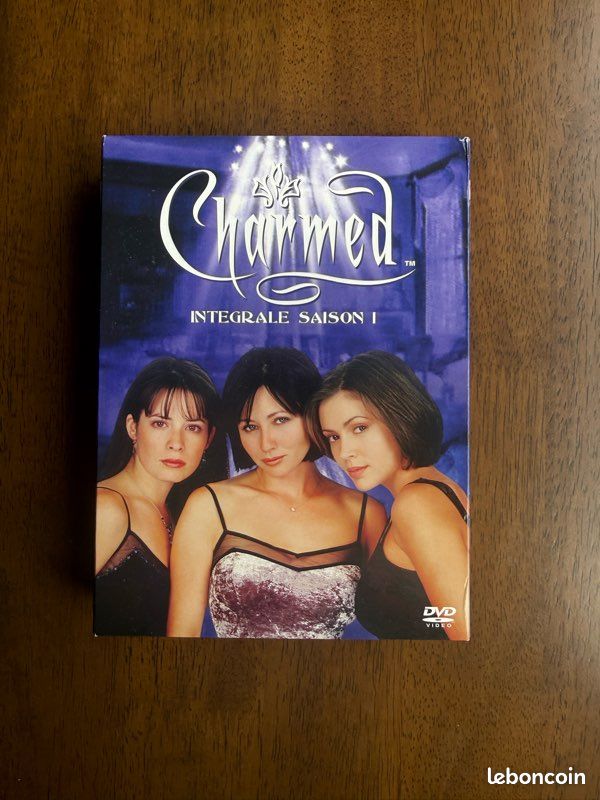 Coffret charmed saison 1 (image 1)