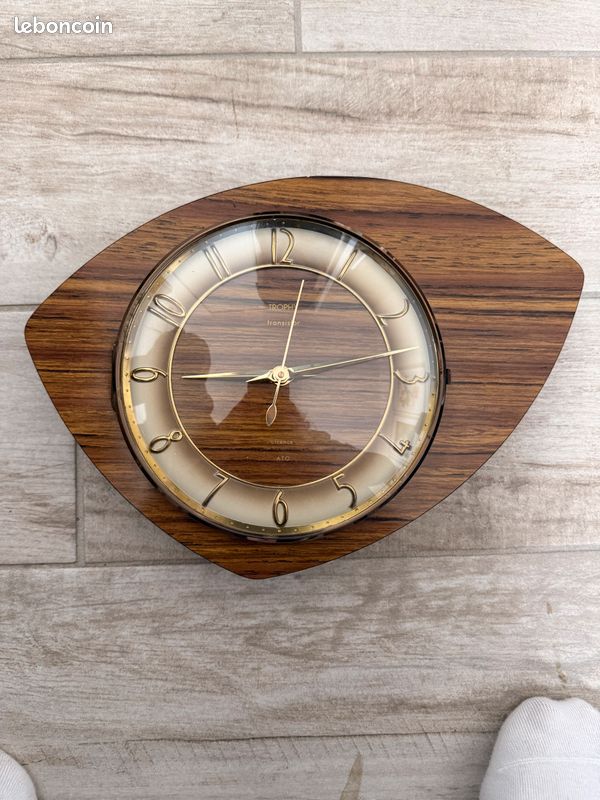 Horloge Vintage 15 Pouces Bois Laqué Tranche De Bûche - Années 70 - Rare